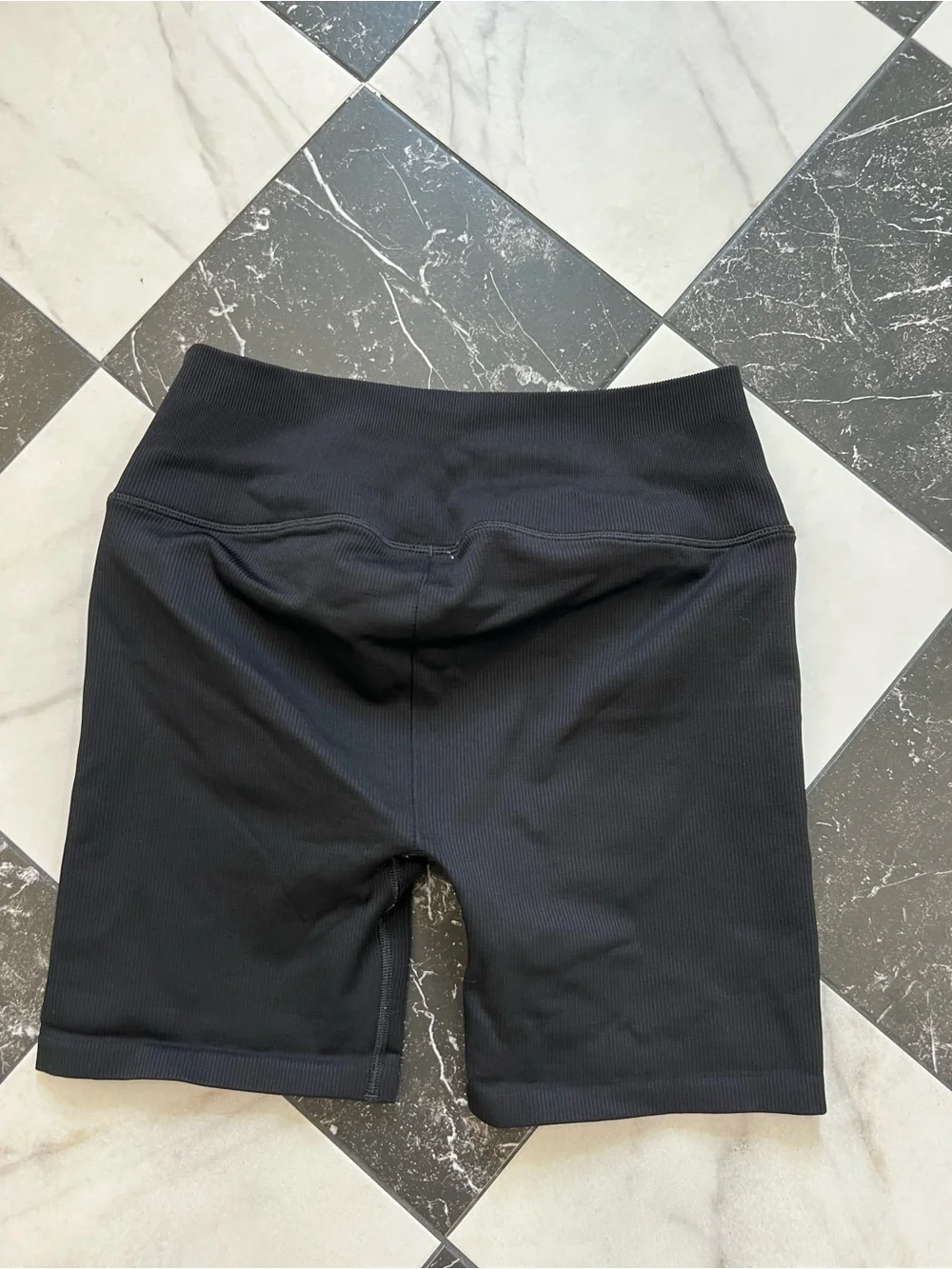Alo biker shorts